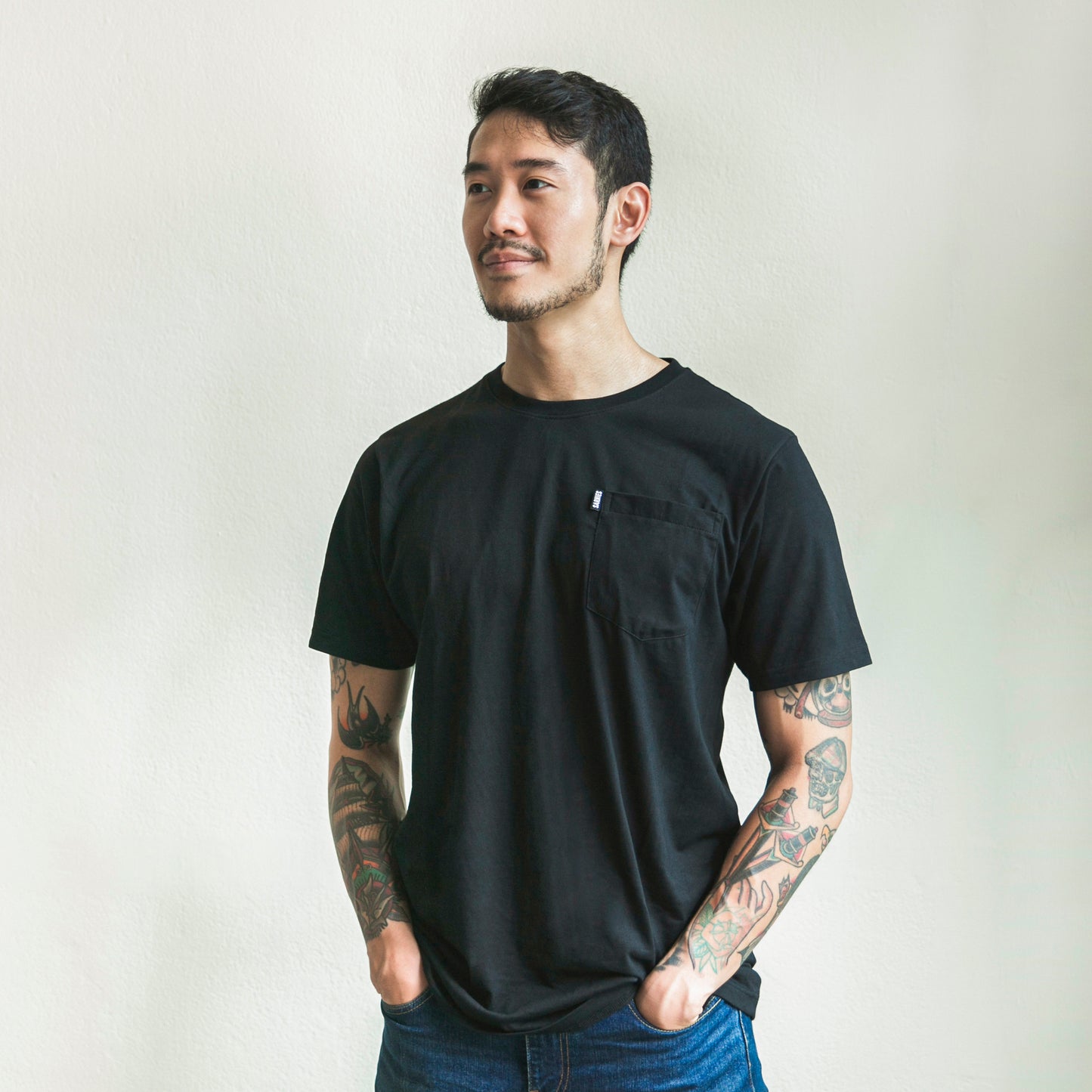 Sarnies Tee